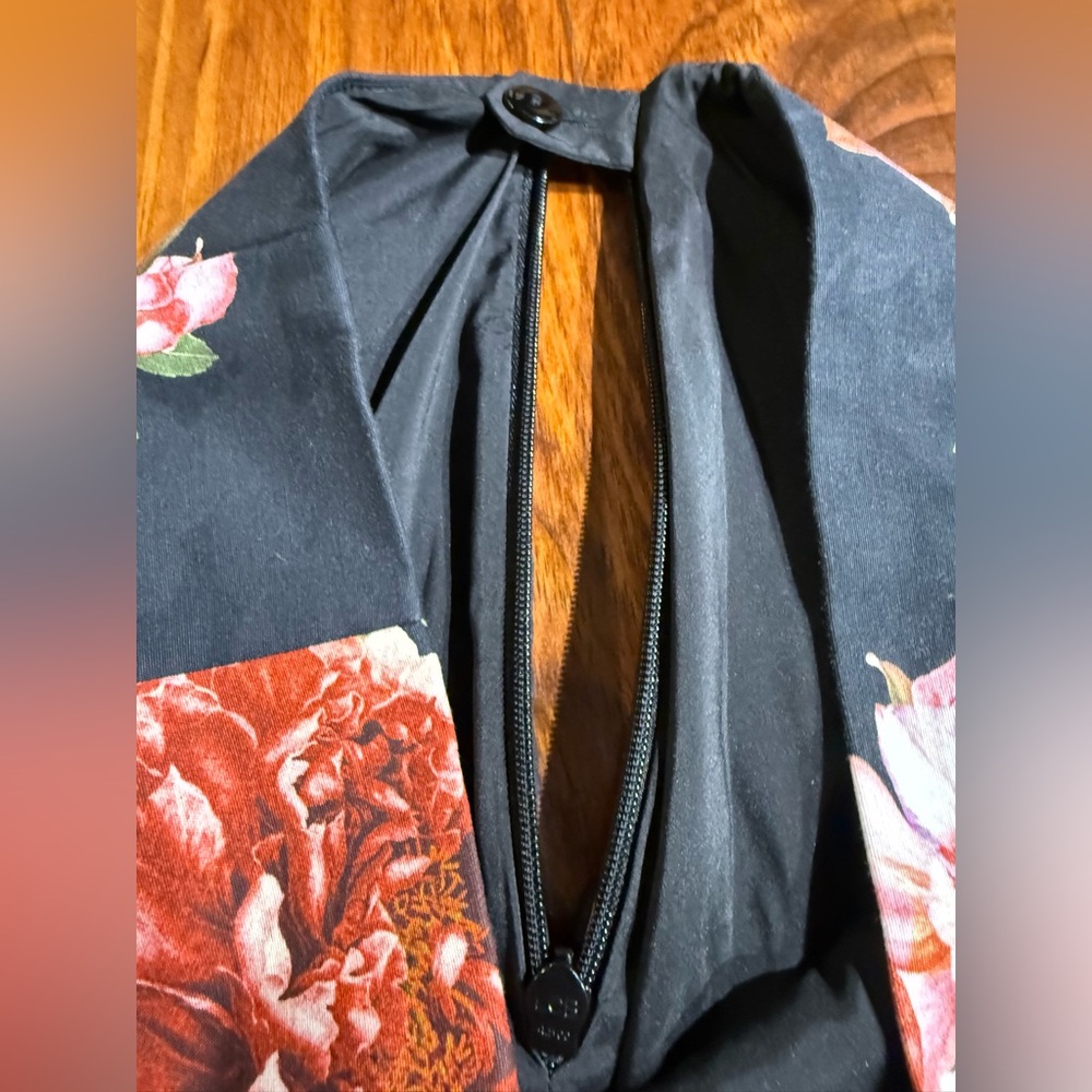 RW&CO. Floral Pencil Skirt - Picture 4 of 6